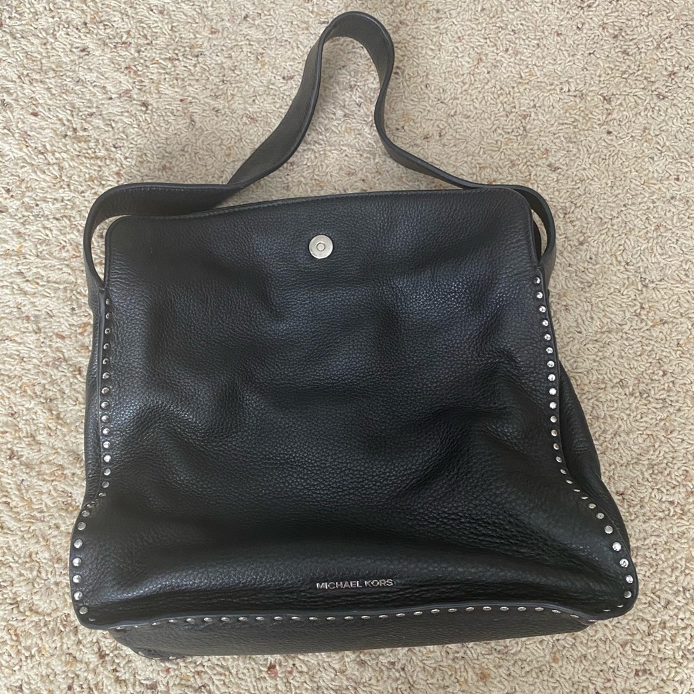 MK black purse , silver grommet with addtl strap